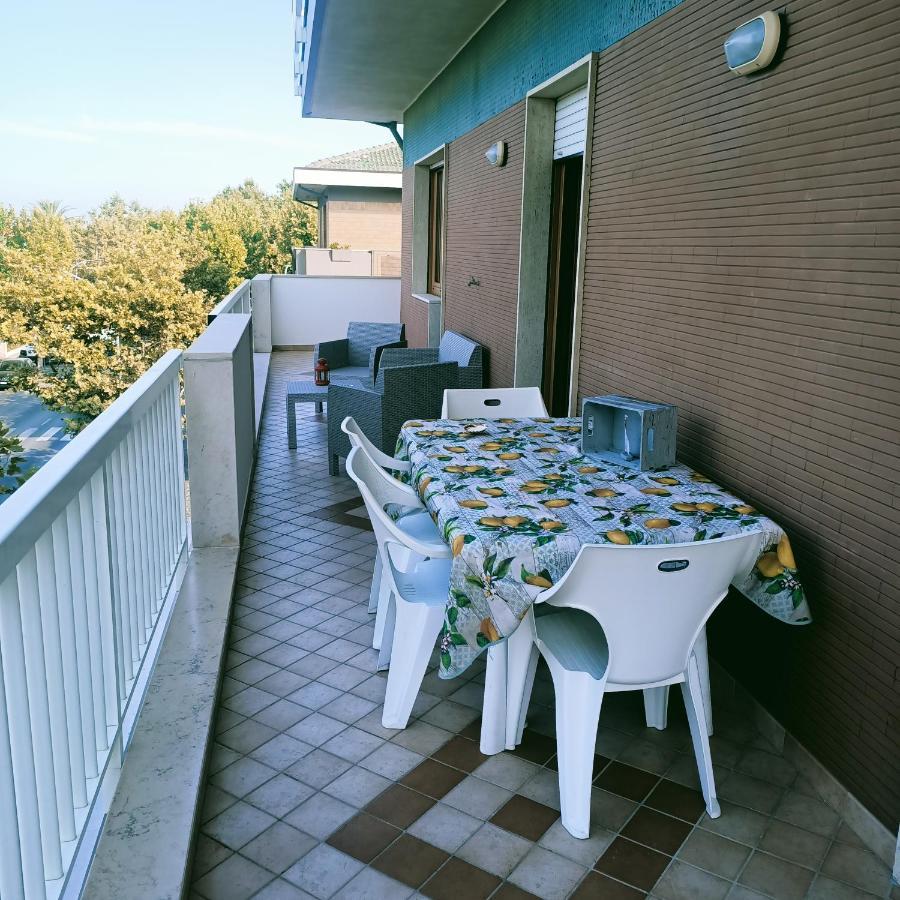 Donata Dal Mare Apartment Франкавила ал Маре Екстериор снимка